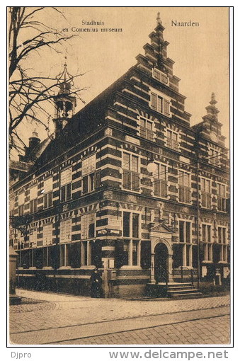 Naarden  Stadhuis En Comenius Museum - Naarden