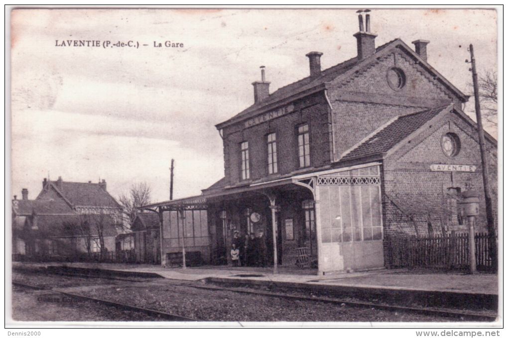 LAVENTIE - La Gare - Ed. En Bas,à Gauche, Illisible - Laventie