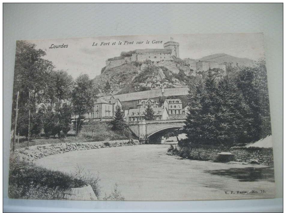 LOT H DE 70 CARTES POSTALES ANCIENNES DIFFERENTES SUR LOURDES SANS RELIGION TOUTES SCANNEES - Lourdes