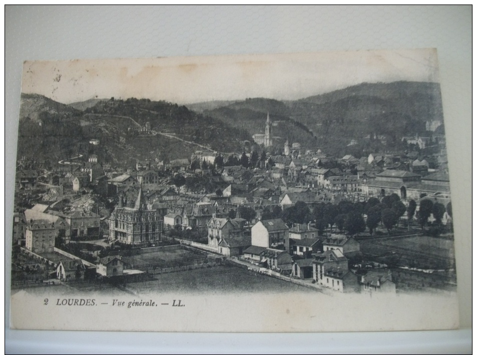 LOT H DE 70 CARTES POSTALES ANCIENNES DIFFERENTES SUR LOURDES SANS RELIGION TOUTES SCANNEES