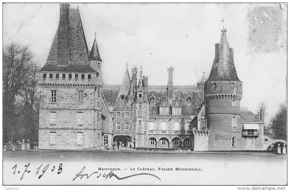 Maintenon Le Chateau Façade Méridionale Bon Etat Manque Le Timbre - Maintenon