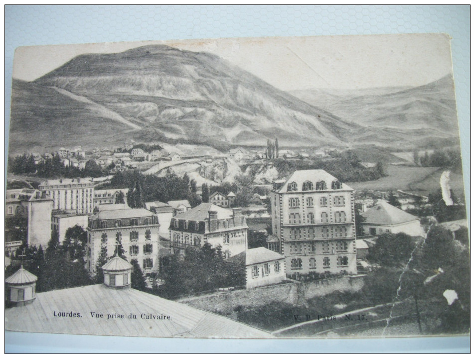 LOT B DE 100 CARTES POSTALES ANCIENNES  SUR LOURDES TOUTES SCANNEES