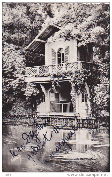 Rare Cpsm Petit Format BRUNOY - Chalet Au Bord De L'Yerre Près Du Château - Brunoy