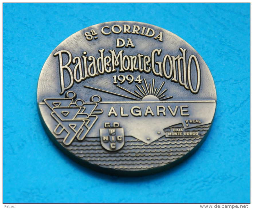 Athletics/athlétisme -  Portugal - Corrida Da Baia De Monte Gordo - 1994 - 5 Cm. Diam. - Firma's