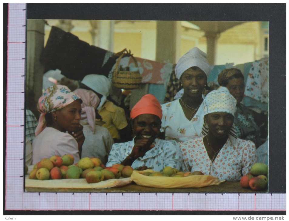 MERCADO STª CATERINA - CABO VERDE - 2 Scans (Nº07843) - Cape Verde