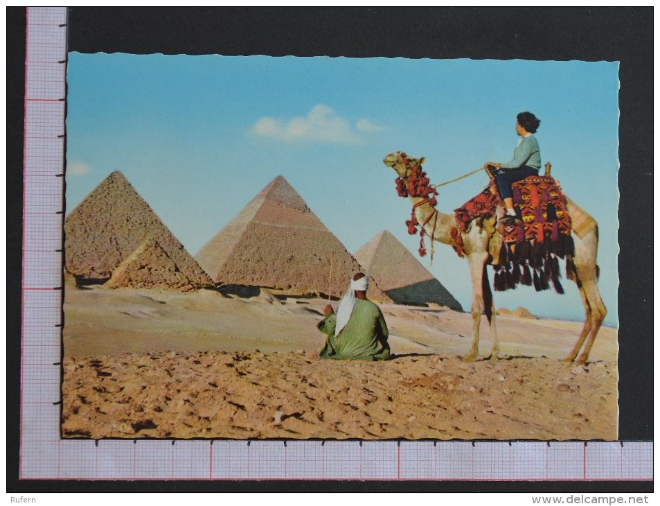 THE PYRAMIDS OF GIZA - EGYPT - 2 Scans (Nº07847) - Gizeh