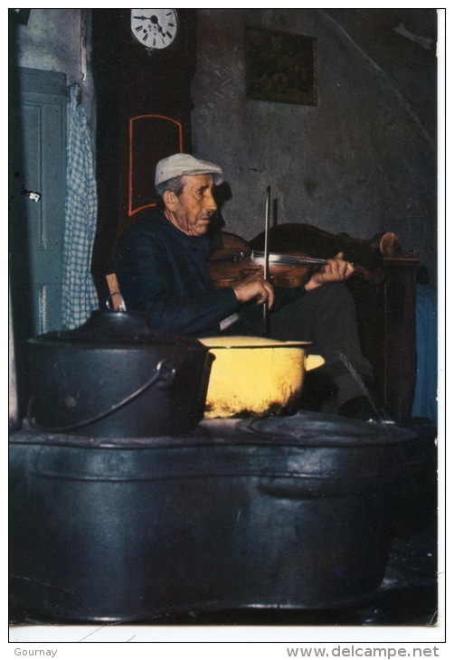 Hautes Alpes, Isère - Les Ecrins - Lou Vioulounaire (ed Théojac) Musicien Paysan Portrait - Landbouwers