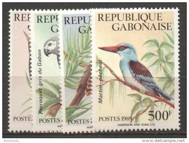 Gabon  N° 660 à 663 Neuf  XX  Cote 11,00 Euros Au Tiers De Cote - Gabun (1960-...)