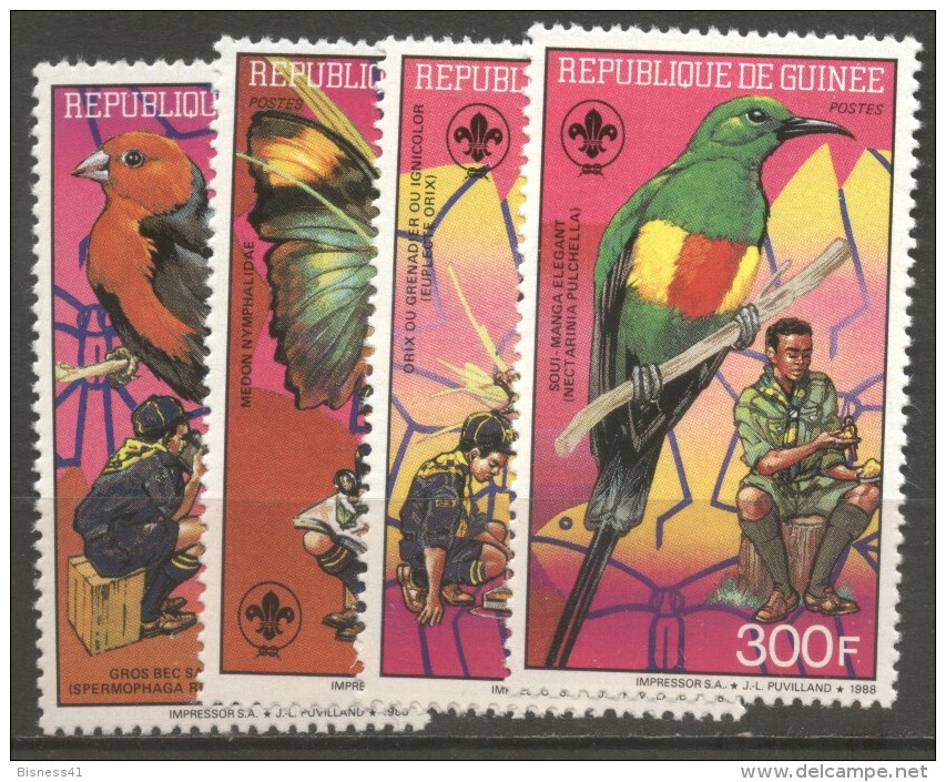 Guinée   N° 865 à 868  Neuf  XX Cote 6,50 Euros Au Tiers De Cote - Guinea (1958-...)