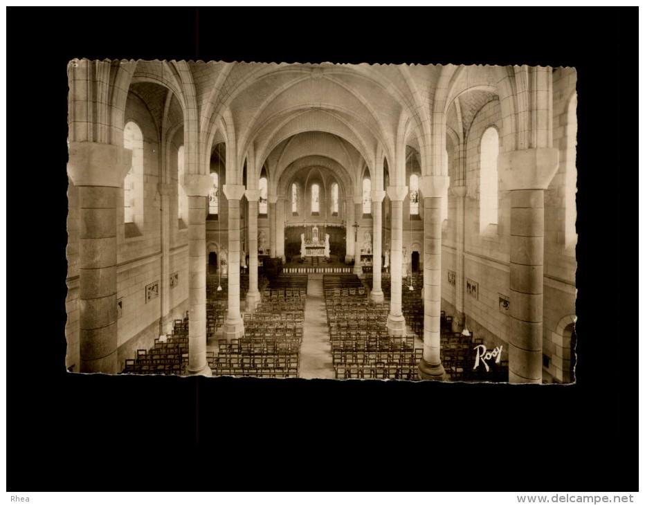 44 - SAINT-LYPHARD - Intérieur église - Saint-Lyphard