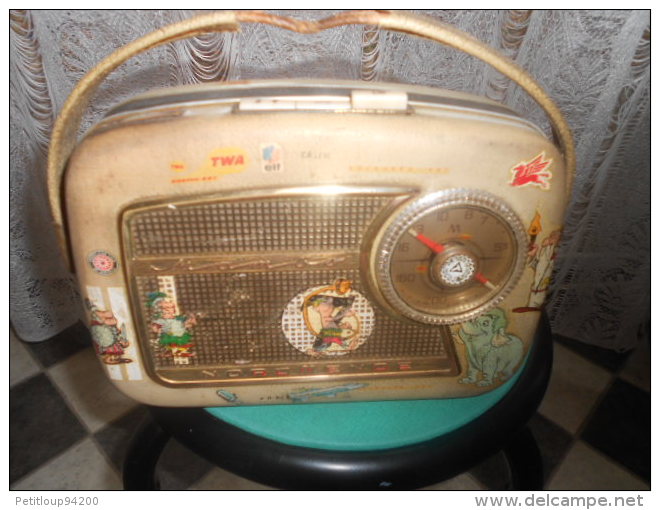 APPAREIL RADIO A TRANSISTORS   NORMENDE  Mambo - Appareils