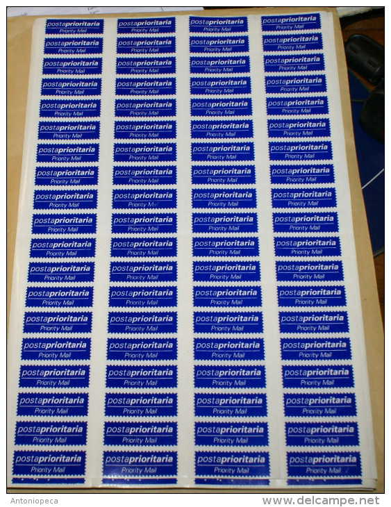 ITALIA - FULL SHEET OF 76  ADHESIVE TAGS "POSTA PRIORITARIA, PRIORITY MAIL" - Altri & Non Classificati