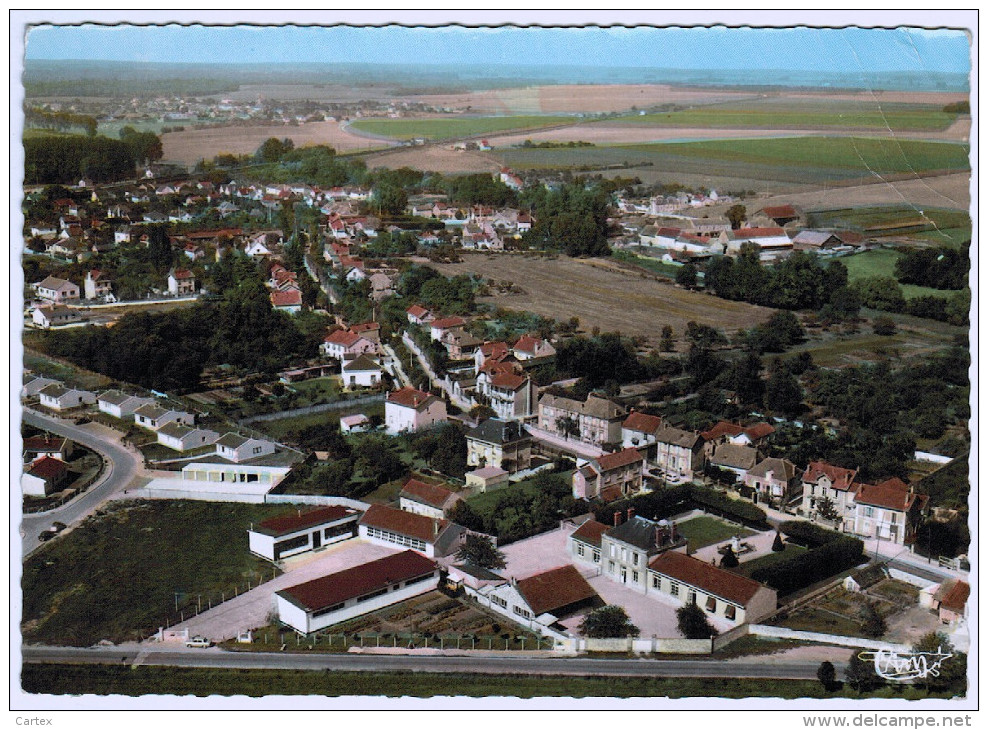 77b90	Cpm	CESSON 	Carte Photo  , Vue Aérienne Des Ecoles 1966 , - Cesson