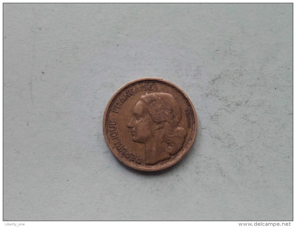 1957 - 10 Francs / KM 915.1 ( For Grade, Please See Photo ) !! - Autres & Non Classés