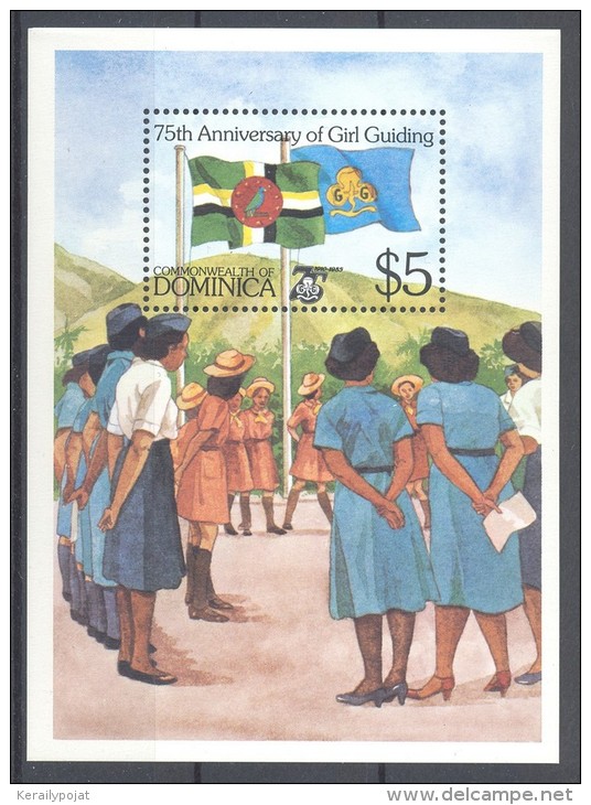 Dominica - 1985 Scouting Girls Block MNH__(TH-12336) - Dominica (1978-...)