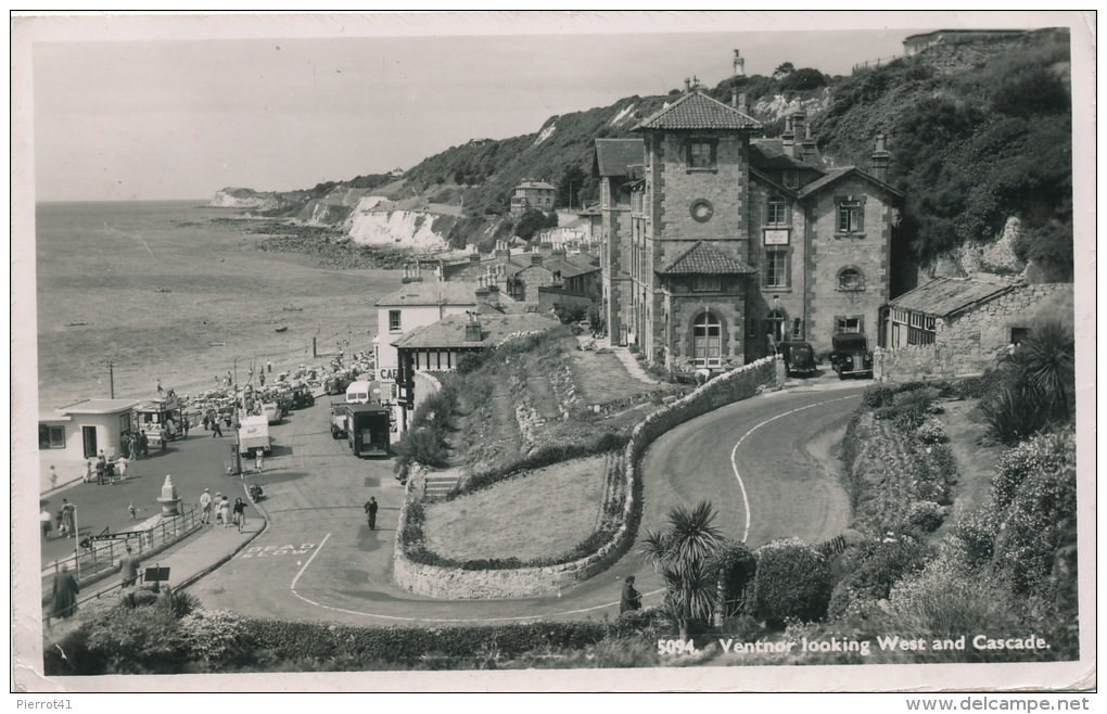 ROYAUME UNI - ENGLAND - ISLE OF WIGHT - VENTNOR Looking West And Cascade - Ventnor