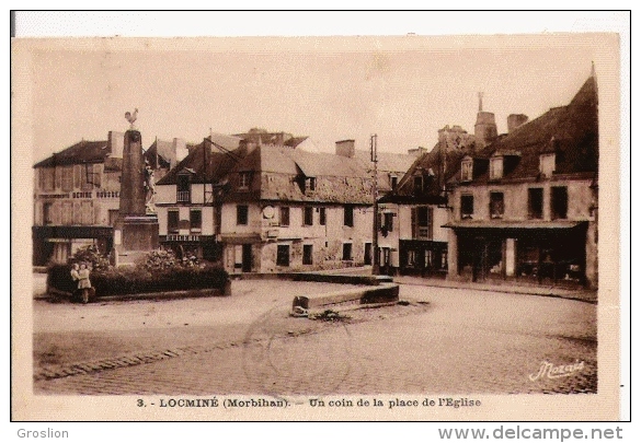 LOCMINE (MORBIHAN) 3 UN COIN DE LA PLACE DE L'EGLISE  1936 - Locmine