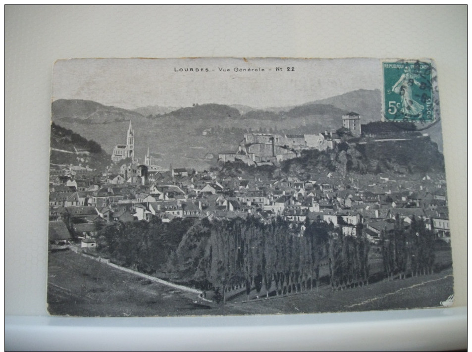 LOT C DE 100 CARTES POSTALES ANCIENNES DIFFERENTES SUR LOURDES SANS RELIGION TOUTES SCANNEES