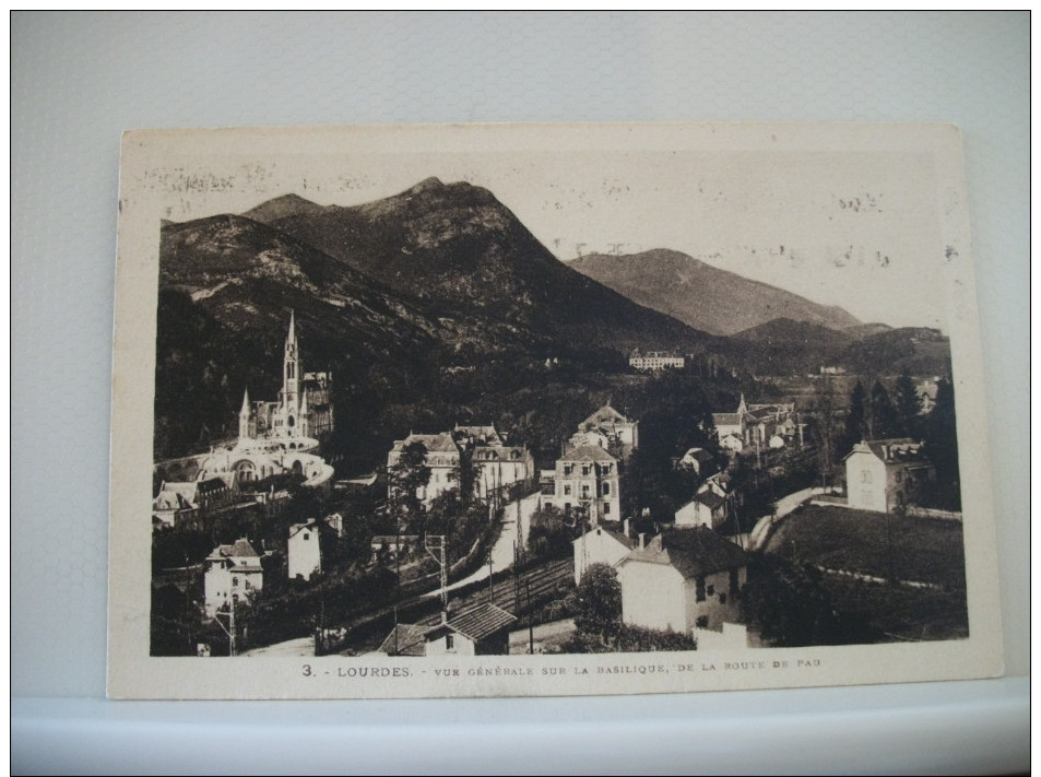 LOT C DE 100 CARTES POSTALES ANCIENNES DIFFERENTES SUR LOURDES SANS RELIGION TOUTES SCANNEES