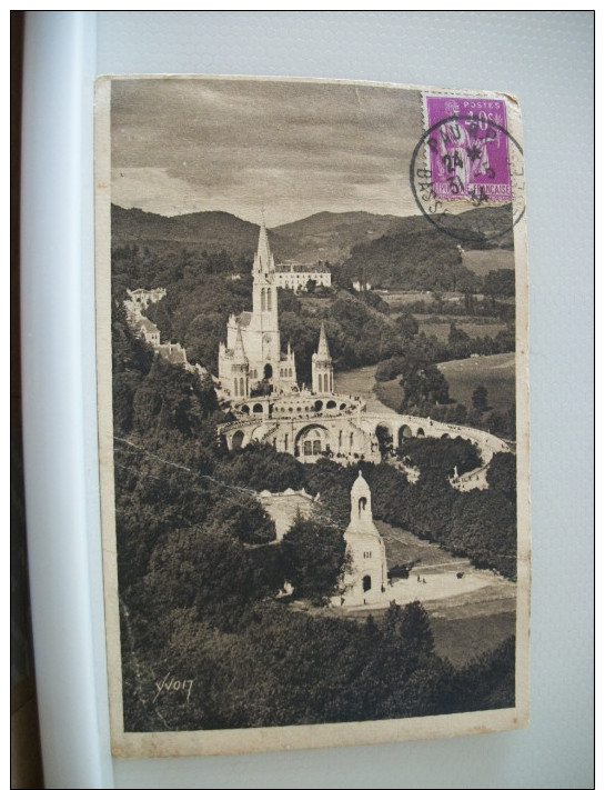 LOT E DE 100 CARTES POSTALES ANCIENNES DIFFERENTES SUR LOURDES RELIGION TOUTES SCANNEES