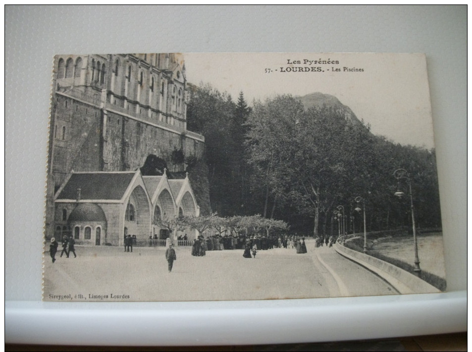 LOT E DE 100 CARTES POSTALES ANCIENNES DIFFERENTES SUR LOURDES RELIGION TOUTES SCANNEES