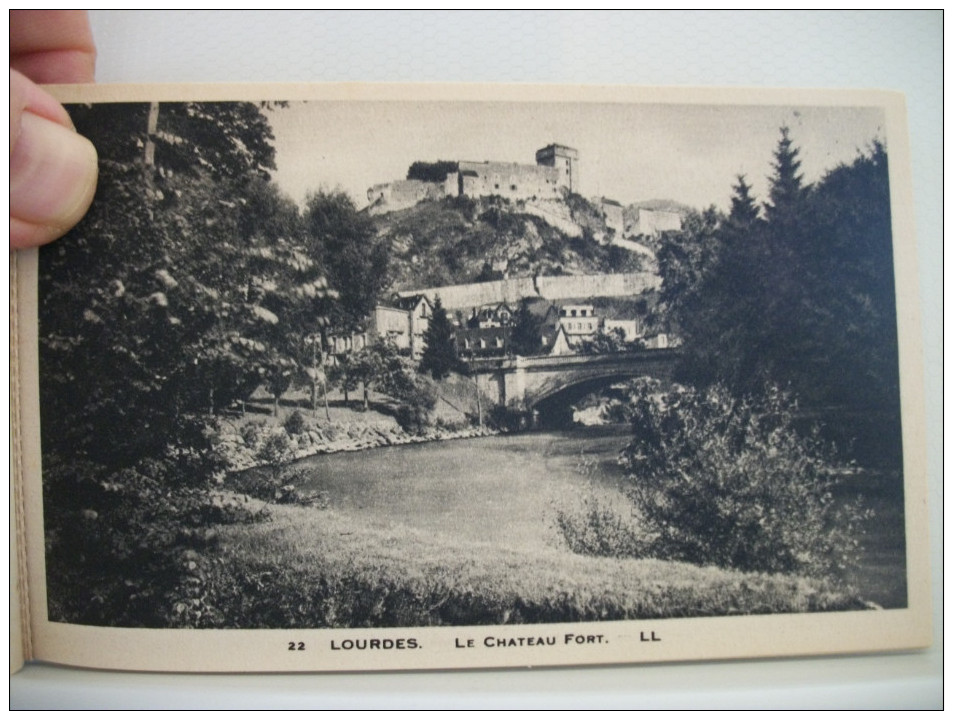 LOT H DE 70 CARTES POSTALES ANCIENNES DIFFERENTES SUR LOURDES SANS RELIGION TOUTES SCANNEES