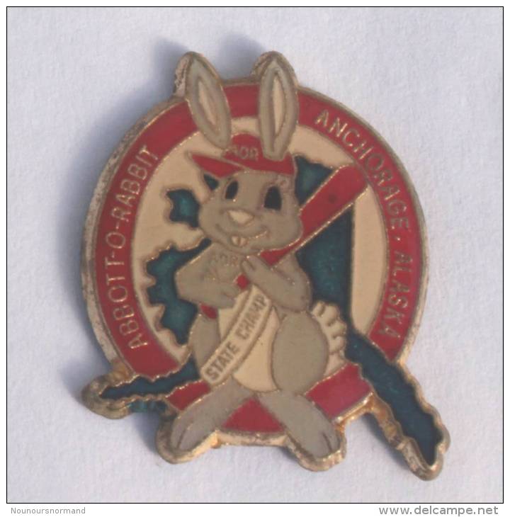 Pin's Logo équipe ABBOTT O RABBIT - ANCHORAGE - Lapin Tenant Une Batte - D815 - Baseball