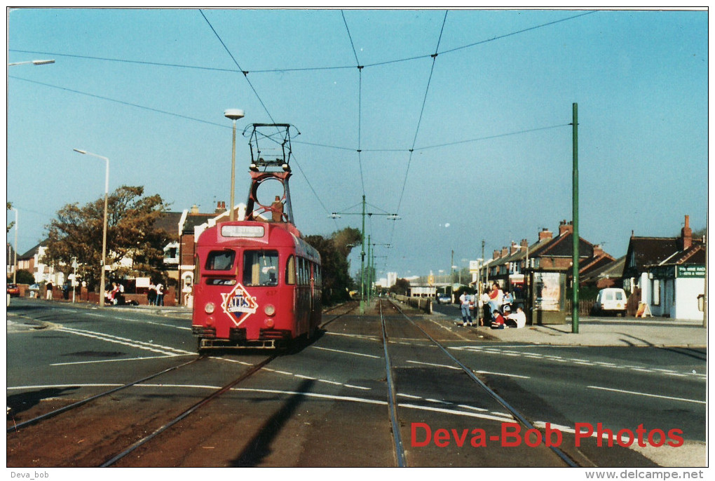 Tram Photo Blackpool Corporation Tramways Brush Railcoach Car 637 Tramcar - Trains