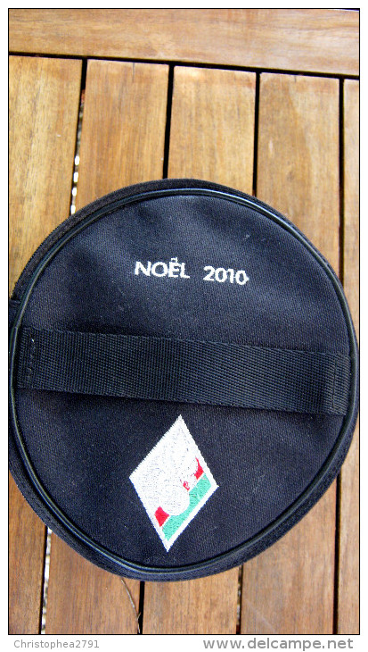 RARE LEGION ETRANGERE HOUSSE COFFRET 5 COMPARTIMENTS PORTE MEDAILLES / INSIGNES / ATTRIBUTS NOEL 2010 4° RE ETAT EXCELLE - Equipement