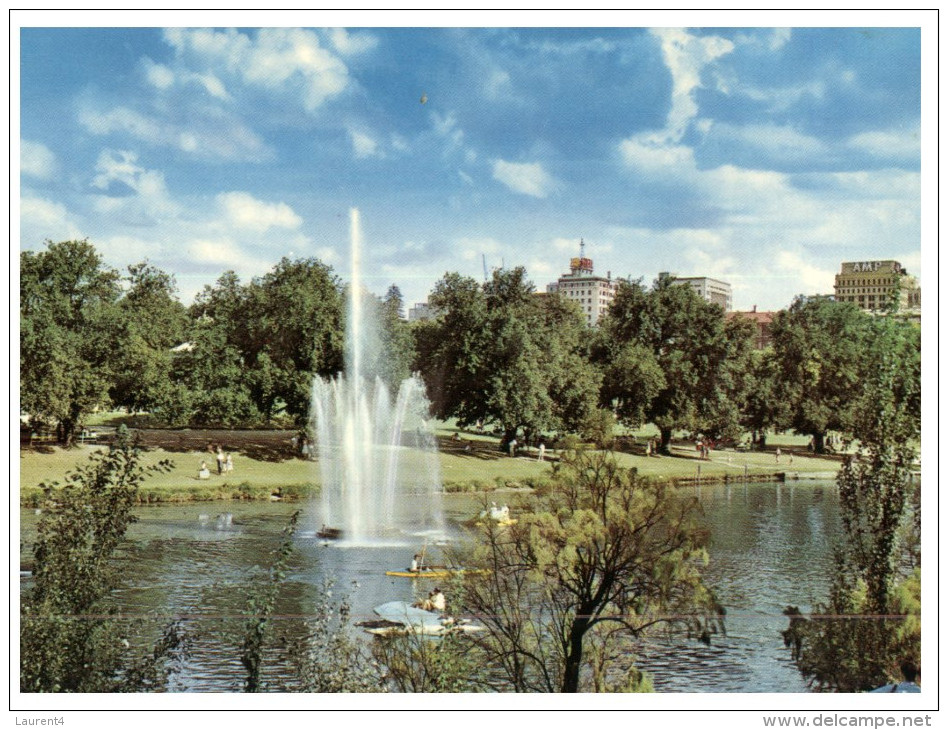(222) Australia - SA - Adelaide Gardens Fountain - Adelaide