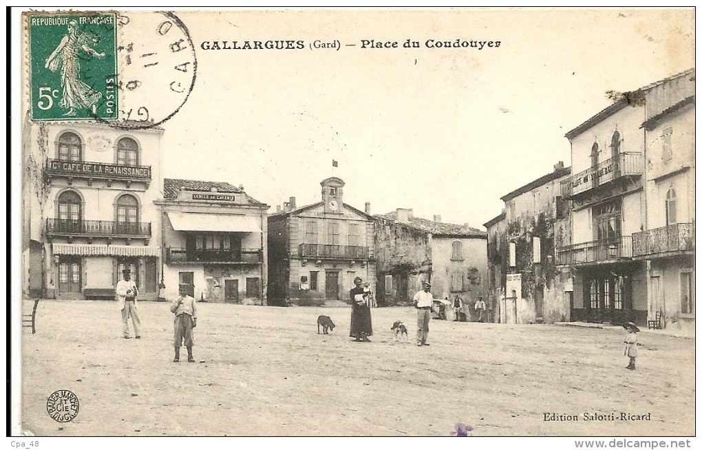 Gard : Gallargues, Place Du Coudouyer - Gallargues-le-Montueux