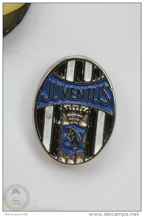 Juventus Football Team Logo - Pin Badge #PLS - Fútbol