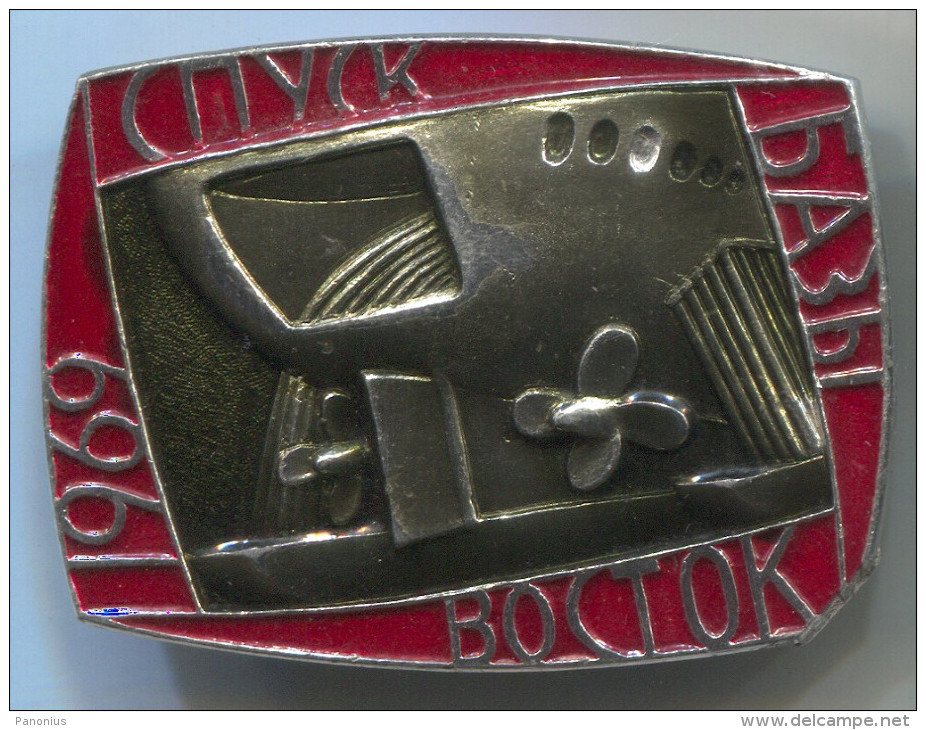 Space, Cosmos, Spaceship, Space Programe -big Pin, Old Badge, VOSTOK 1969. Russia, Soviet Union - Raumfahrt