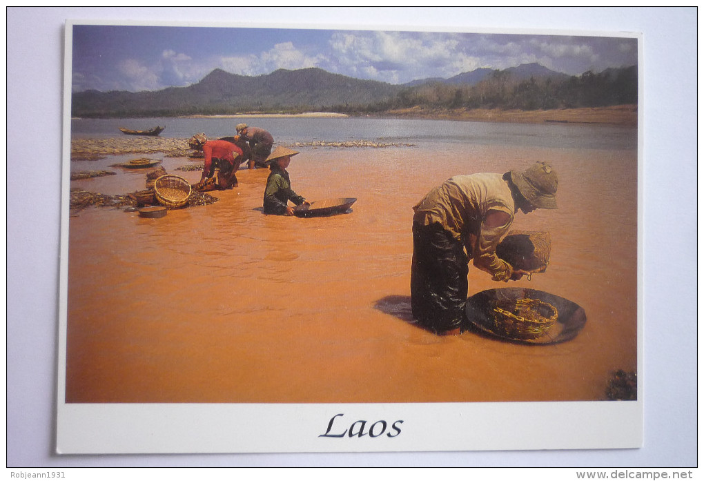 Laos - Luang - Phrabang ( Chercheurs D'or Dans Le Mekong ( Carte Non Ecrite Superbe Etat (2 Scann ) D 12 X 16,5 - Laos