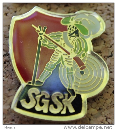 SGSK - CLUB DE TIR - CIBLE - FOND ROUGE    -        (BRUN) - Altri & Non Classificati