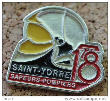 SAPEURS POMPIERS DE SAINT YORRE - FRANCE - 18 - CASQUE -  FIREMAN    -        (BRUN) - Pompiers