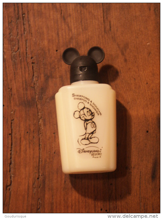 PETITE BOUTEILLE GEL DOUCHE  MICKEY    DISNEY - Disney