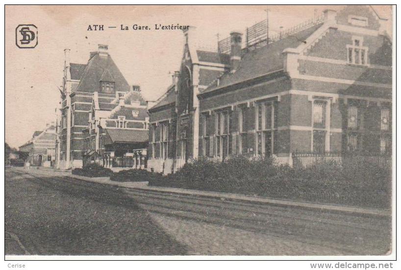 ATH: La Gare. L´extérieur - Ath