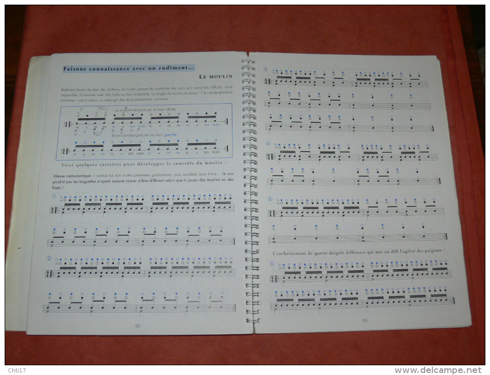 METHODE DE BATTERIE  POUR DEBUTANT AVEC CD JL DAHIAN / ERIC TOTH   EDIT SALABERT  1996 VALEUR 40 EUROS