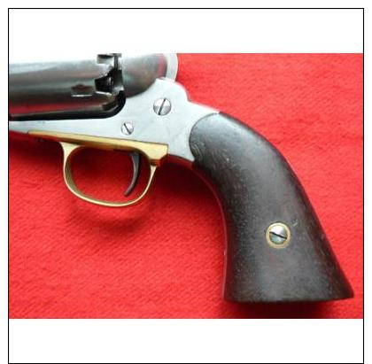 Revolver REMINGTON de chez UBERTI (poinçons),Calibre 44.