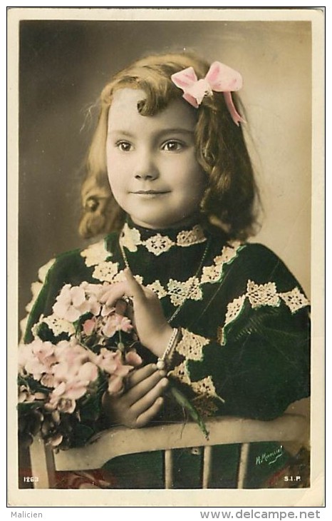 Themes - Enfants - Ref 422 -fantaisie - Portrait De Fillette   - Fillettes - Carte Bon Etat - - Ritratti