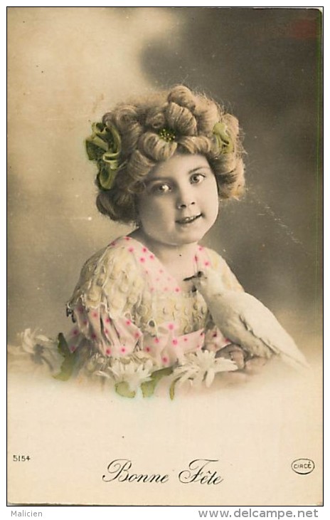 Themes - Enfants - Ref 393 -fantaisie -  Fillette Aux Cheveux Boucles -  Carte Bon Etat - - Portraits