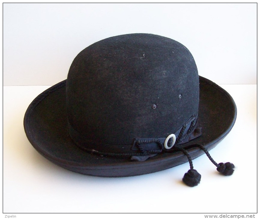 Ancien Chapeau De Curé En Trés Bon état - 1900-1940