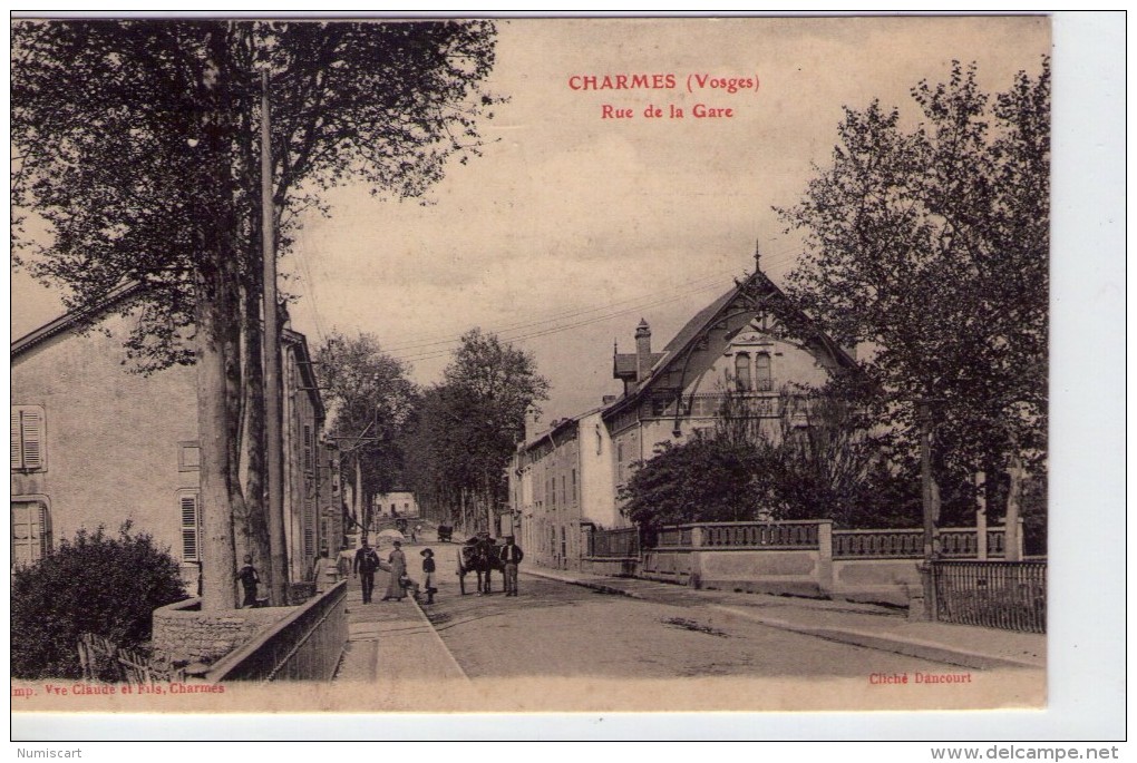 Charmes.. Animée.. Rue De La Gare.. Attelage - Charmes