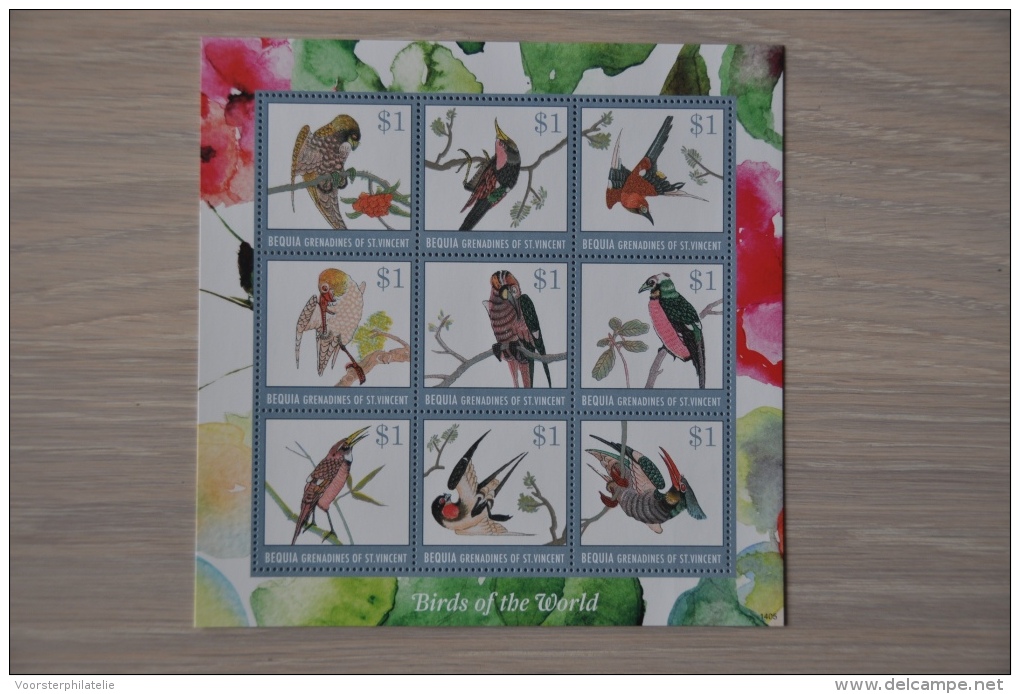 M1 100 ++ GRENADINES OF ST.VINCENT 2014 BIRDS OISEAUX VOGELS MNH ** - St.-Vincent En De Grenadines