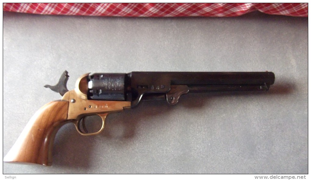 COLT Cal 36 BLACK POWDER ONLY / NAVY 1851 - Decorative Weapons