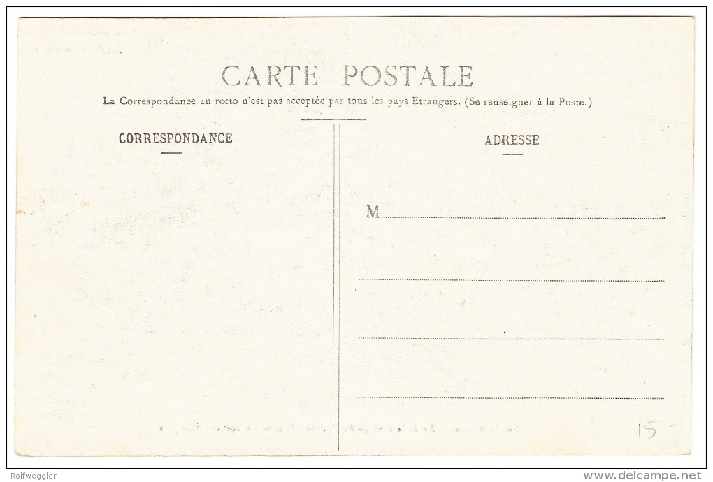 LAOS - Sur Le Mékong - Remise En état Des Pirogues Après Le Passage Du Rapide - Laos