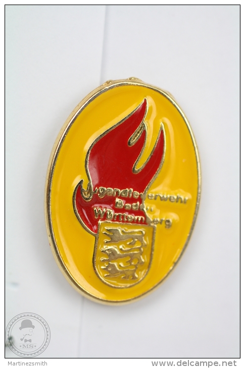 Baden Württemberg Fire Department - Fireman/ Firefighter - Pin Badge #PLS - Bomberos