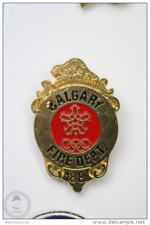 Calgary Fire Department - Olympic Games 1988  - Fireman/ Firefigter - Pin Badge #PLS - Firemen