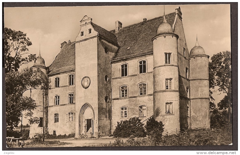 Insel Rügen - Schloss Spyker Bei Glowe - Bobbin - (Sehe Fahrrad An Die Treppe, See The Bicycle At The Entrance) - Rügen